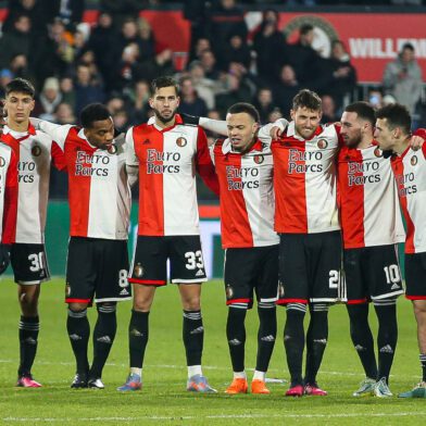 KNVB Beker: Feyenoord naar laatste acht na knotsgekke avond