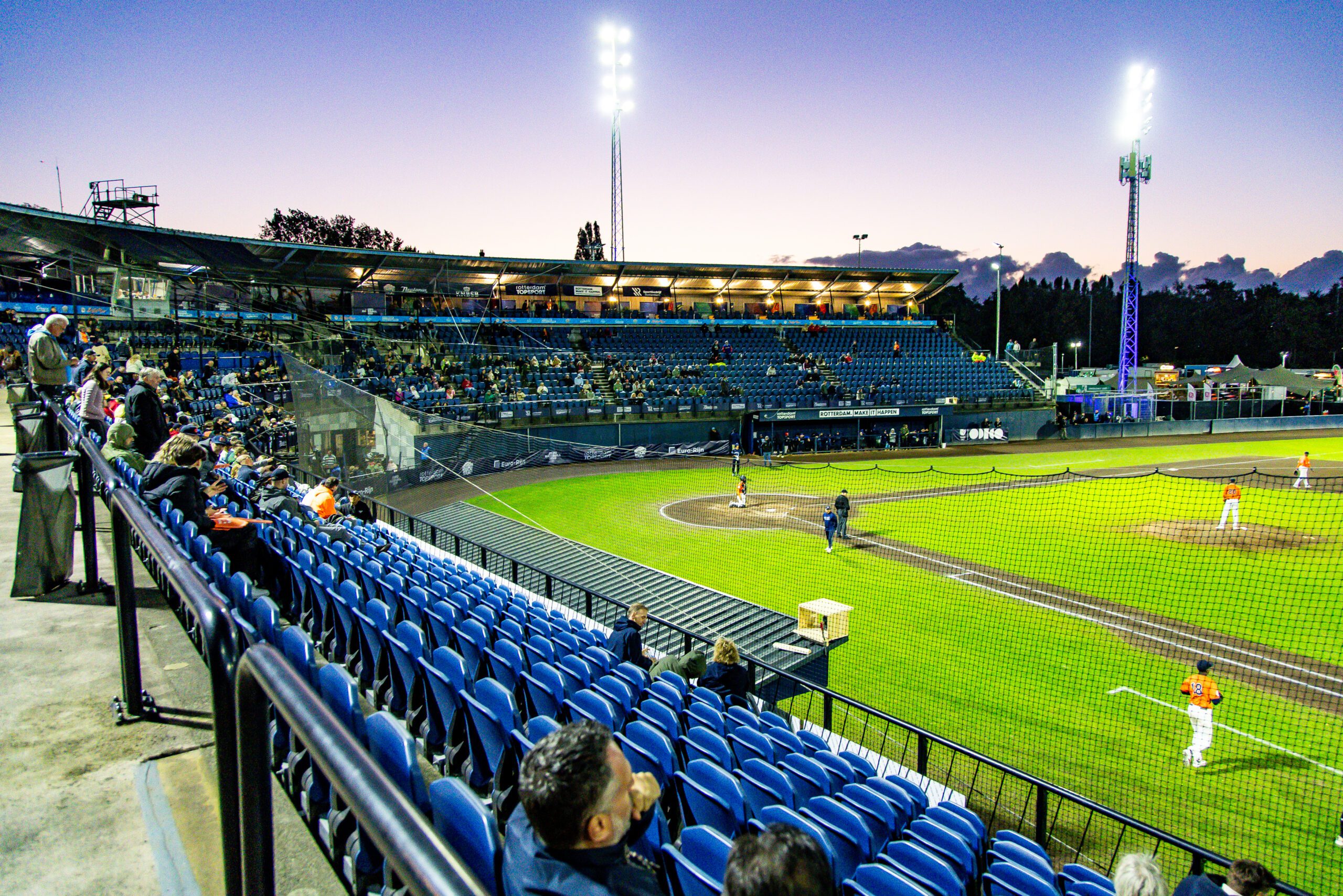 Curacao Neptunus wint honkbalthriller van HCAW