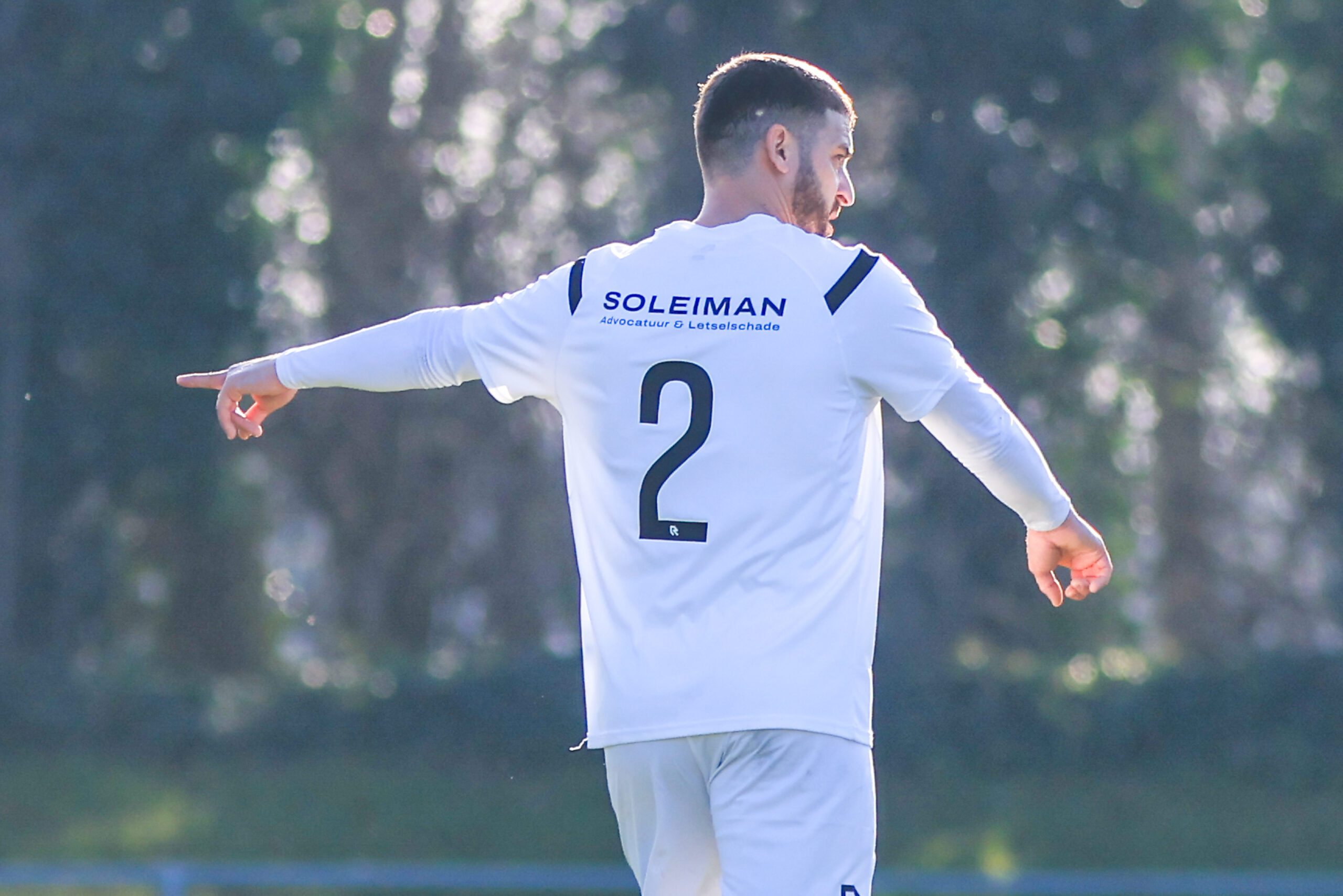 DVO’32 wint knap van Rotterdam United