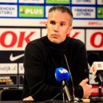 Van Persie rekent op langer verblijf bij Feyenoord