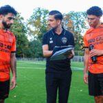Berkan Bayraktar (even) thuis in Delft met HBSS