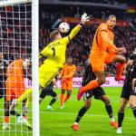 Gakpo redt debuterende Xavi met weergaloze gelijkmaker tegen Duitsland