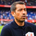 Van Bronckhorst kritisch na PSV: ‘Dat neem ik wel mee naar de volgende topwedstrijden’